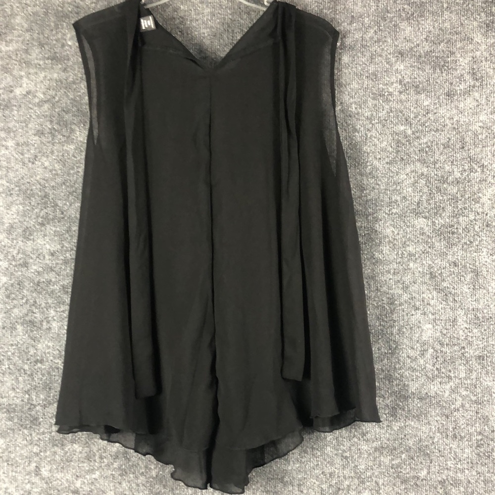 Shein - Picture 5 of 9
